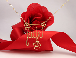 personalized name necklace crown 