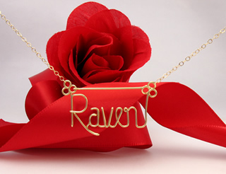 personalized name necklace in gold wire 