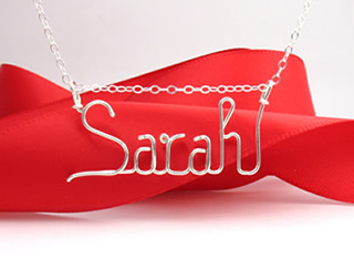 personalized name necklace in wire 