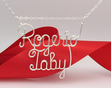 personalized name Script necklace in wire 