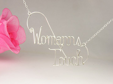 personalized name pin in gold wire 