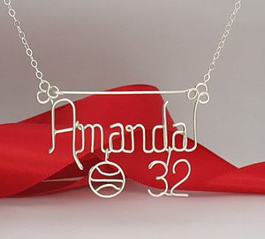 Personalized wire name necklace