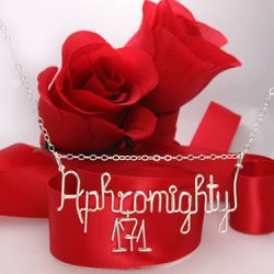 Personalized wire name necklace Personalized wire name necklace