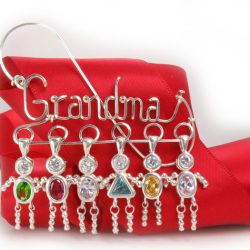 Grandma and 6_kids_charms Grandma and 6_kids_charms