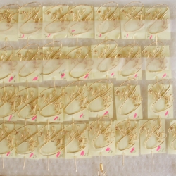 Women & Philanthropy 
 - University of Kentucky Award - pin W&P Women & Philanthropy - University of Kentucky Award - pin W&P